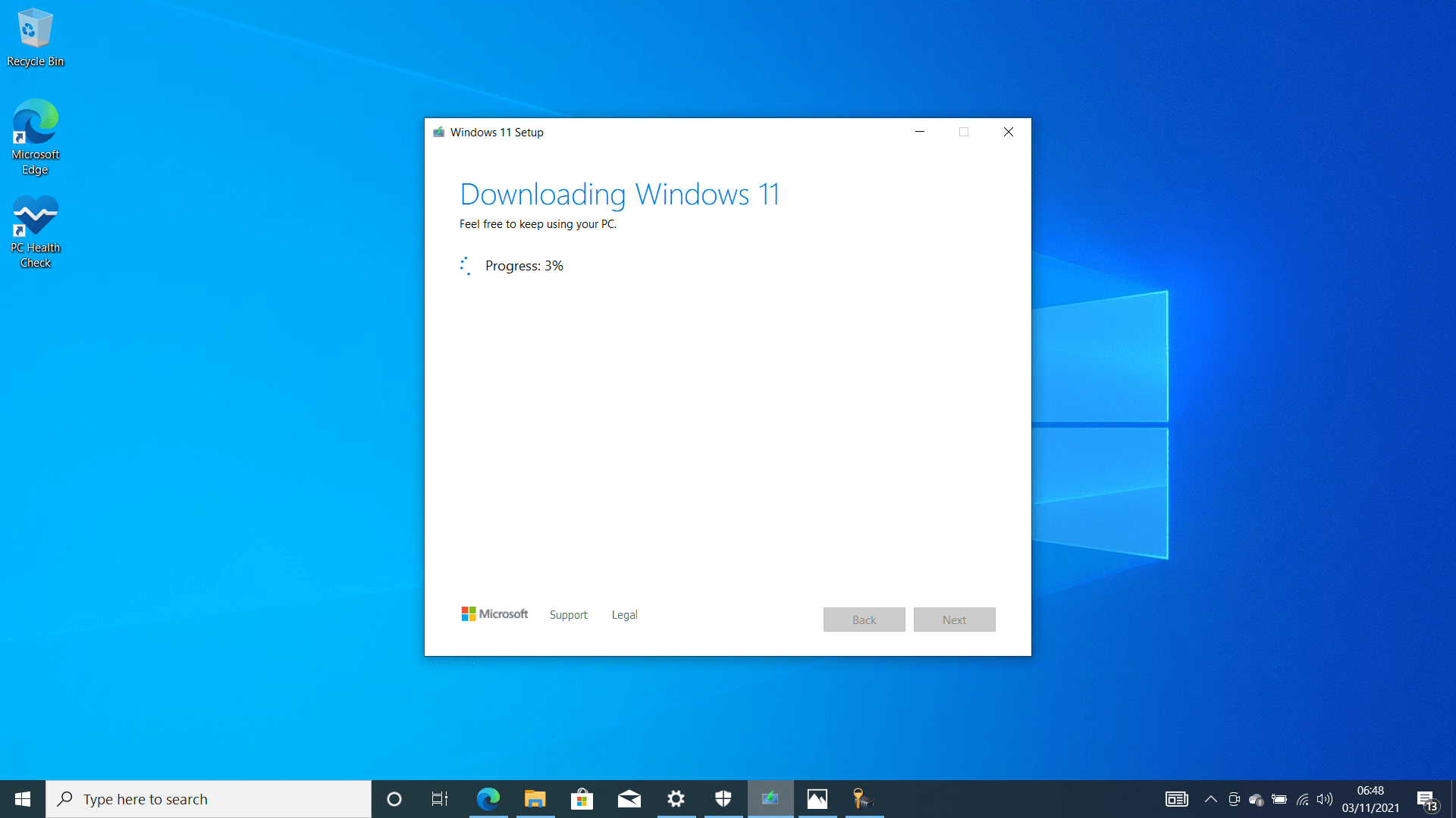 Downloading Windows 11 Page