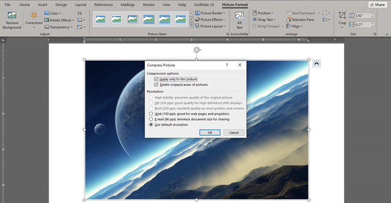 Select the Use default resolution option.