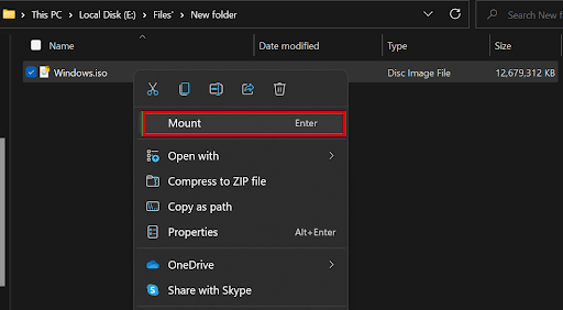 Installation media mount
